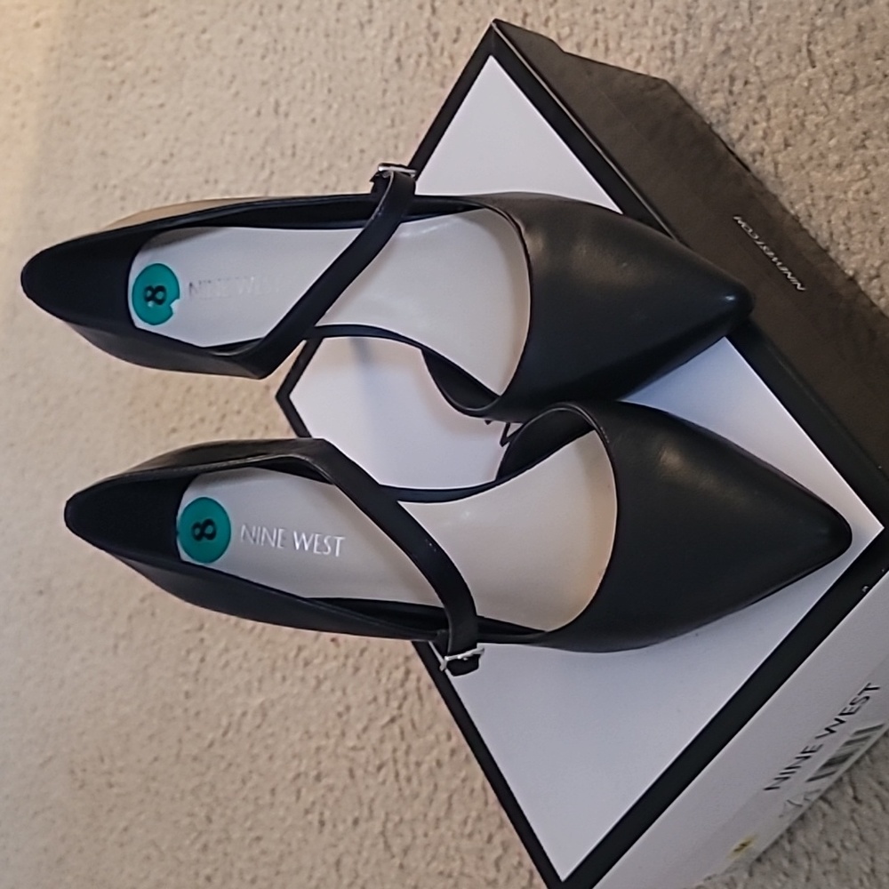 Nine West high heeled shoes